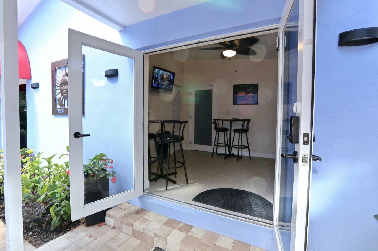 Fantasy Island Inn, Caters To Men Wilton Manors 外观 照片